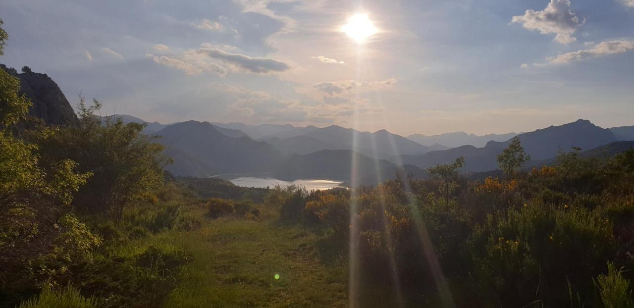 Casa Rural Carmen Luna Mallo de Luna ภายนอก รูปภาพ